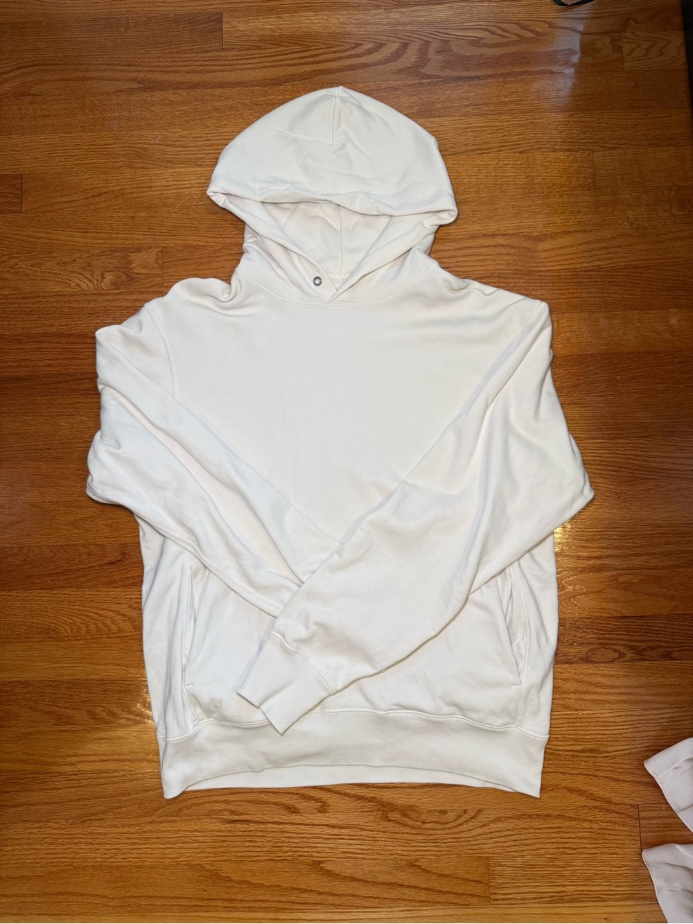 Uniqlo Women's White Hooded Pullover Sweatshirt